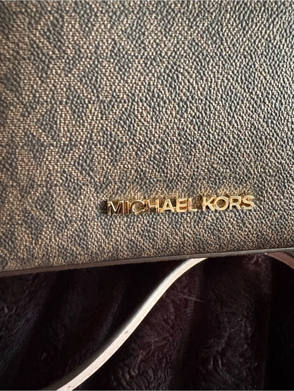 Michael Kors Brown Monogram Crossbody with Light Pink Trim and Gold Hardware - Picture 4 of 6